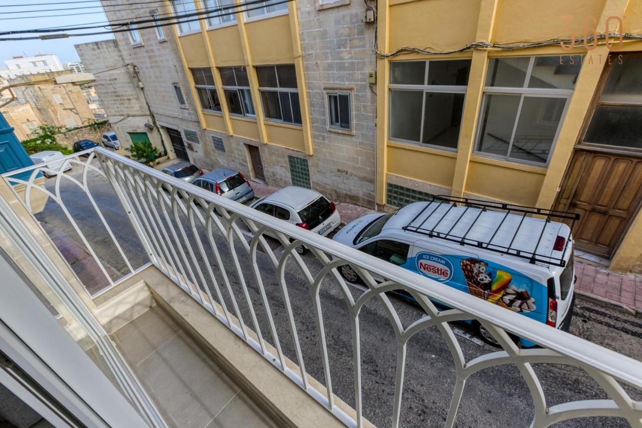 A Lovely 1Br Home With Balcony Just Off The Coast By 360 Estates Saint Julian's 외부 사진