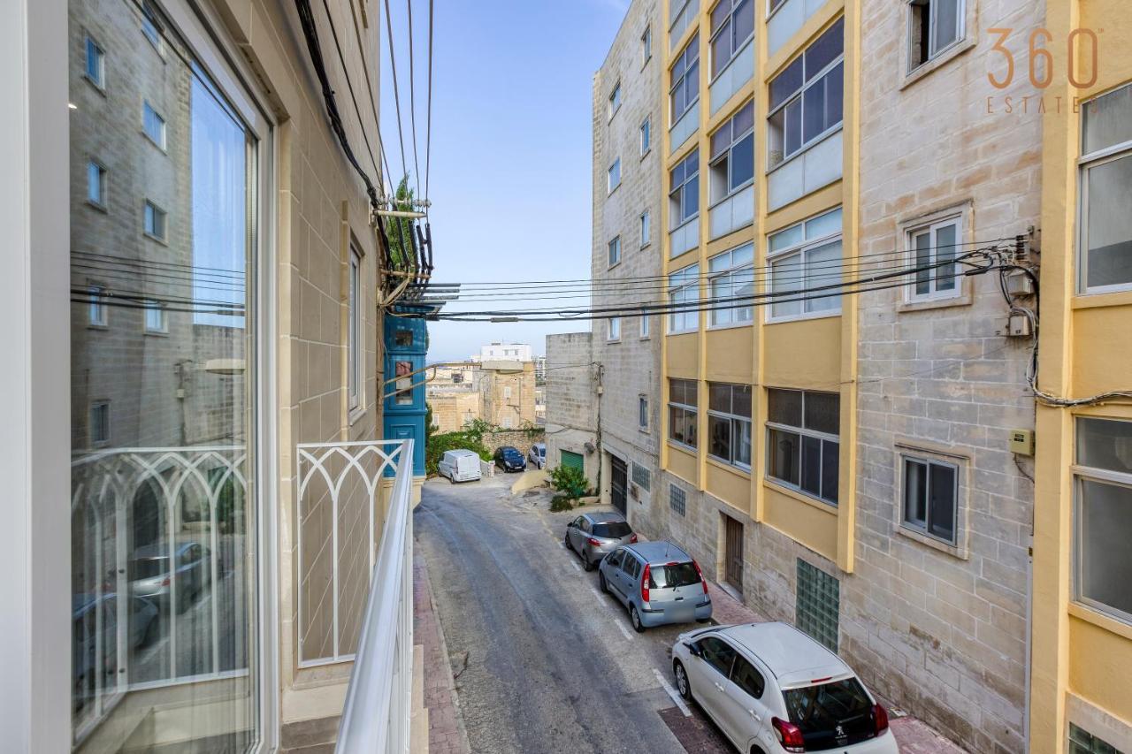 A Lovely 1Br Home With Balcony Just Off The Coast By 360 Estates Saint Julian's 외부 사진