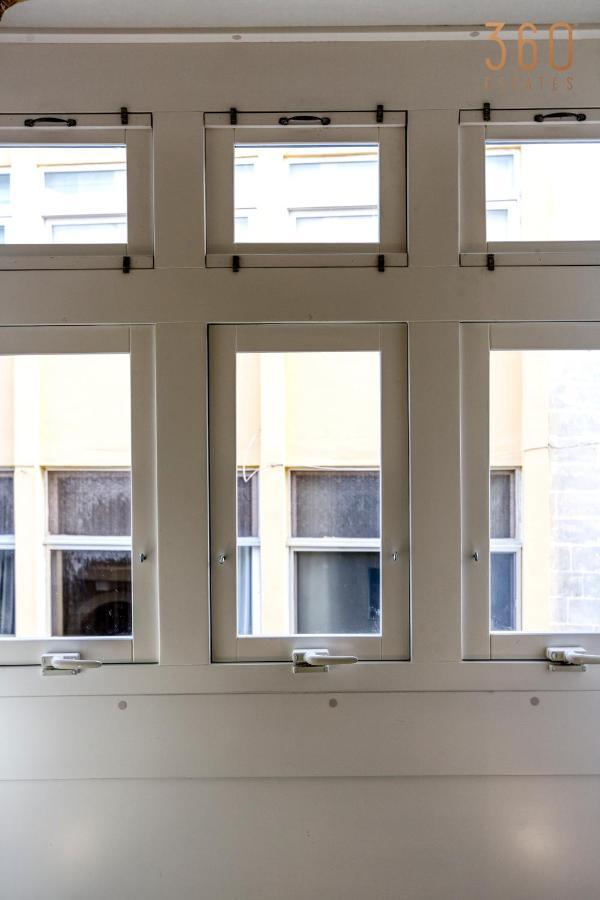 A Lovely 1Br Home With Balcony Just Off The Coast By 360 Estates Saint Julian's 외부 사진